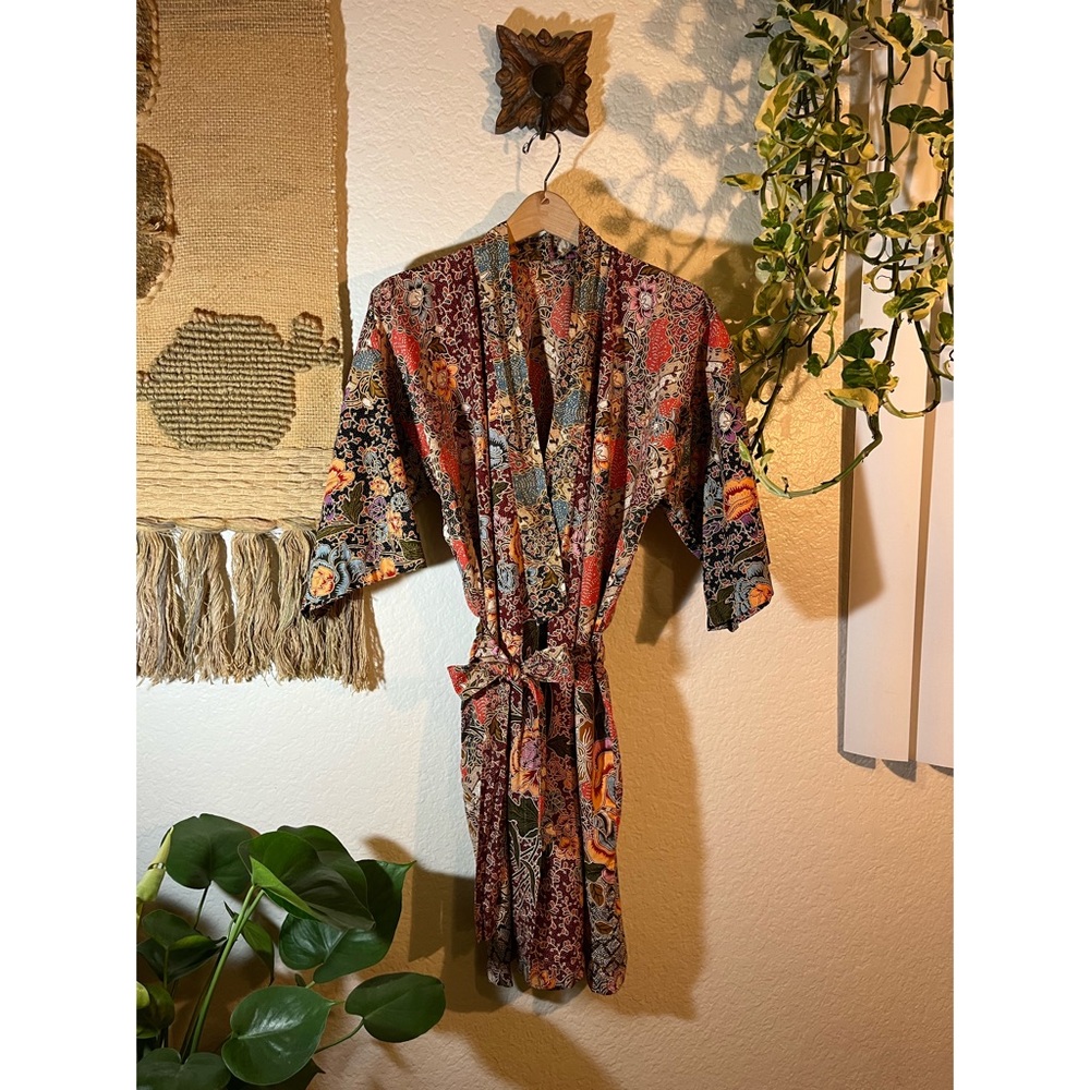 Vintage Floral Kimono Robe